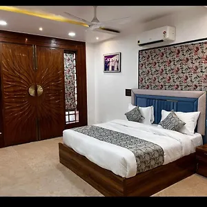 rajmahal-suits.top-gurgaonhotels.com/